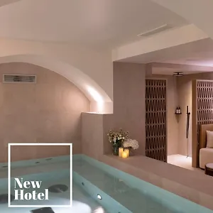 Hotel Toujours &, Parijs